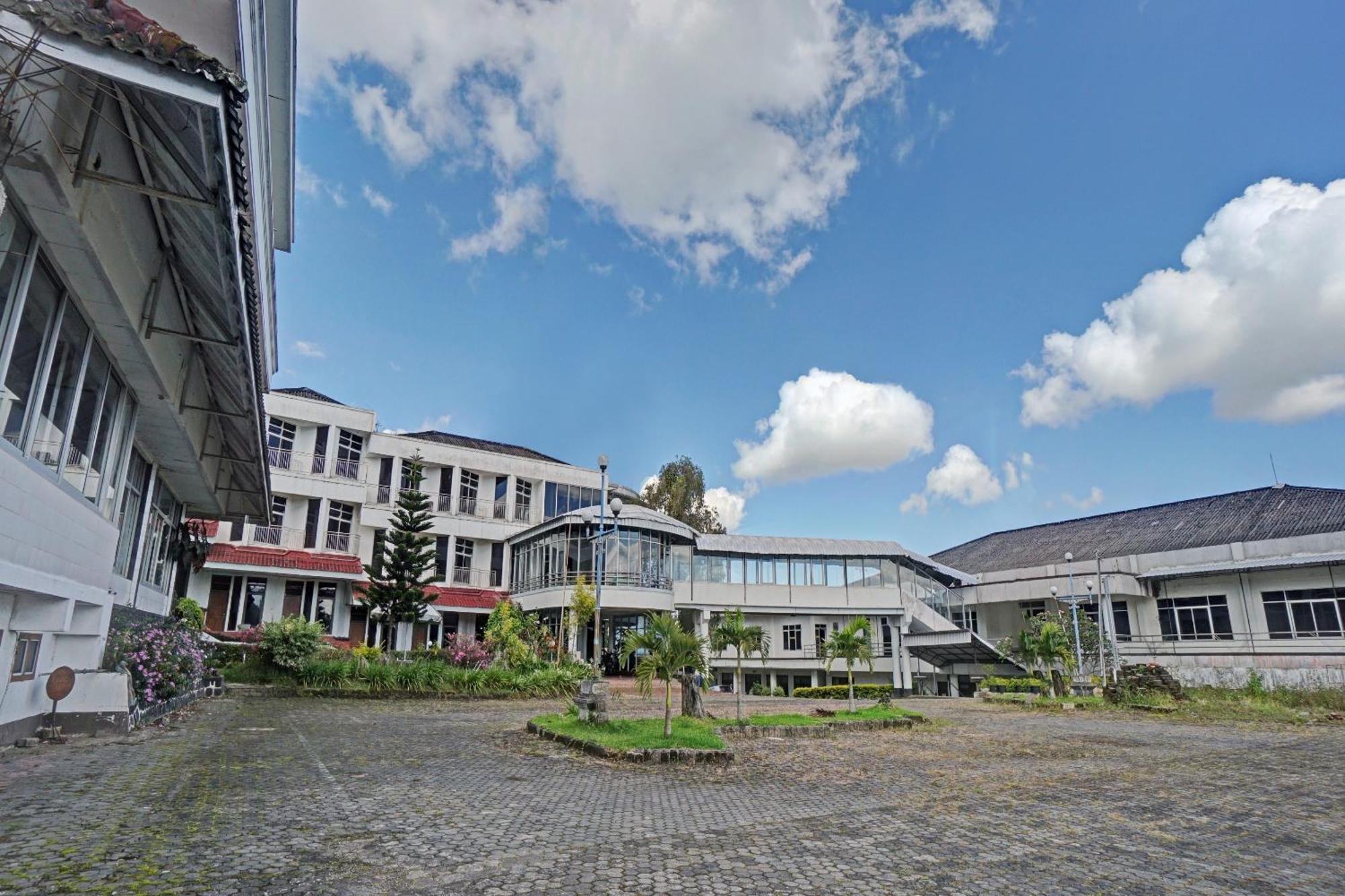 Oyo 90028 Hotel Victory Batu  Exterior photo