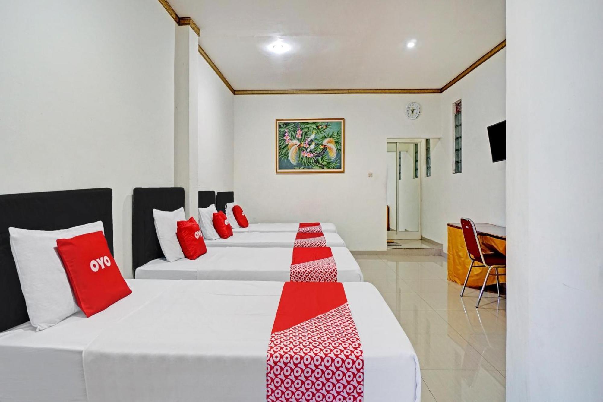 Oyo 90028 Hotel Victory Batu  Exterior photo