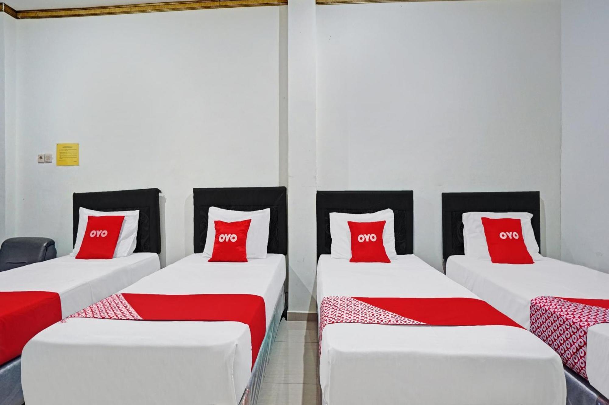 Oyo 90028 Hotel Victory Batu  Exterior photo