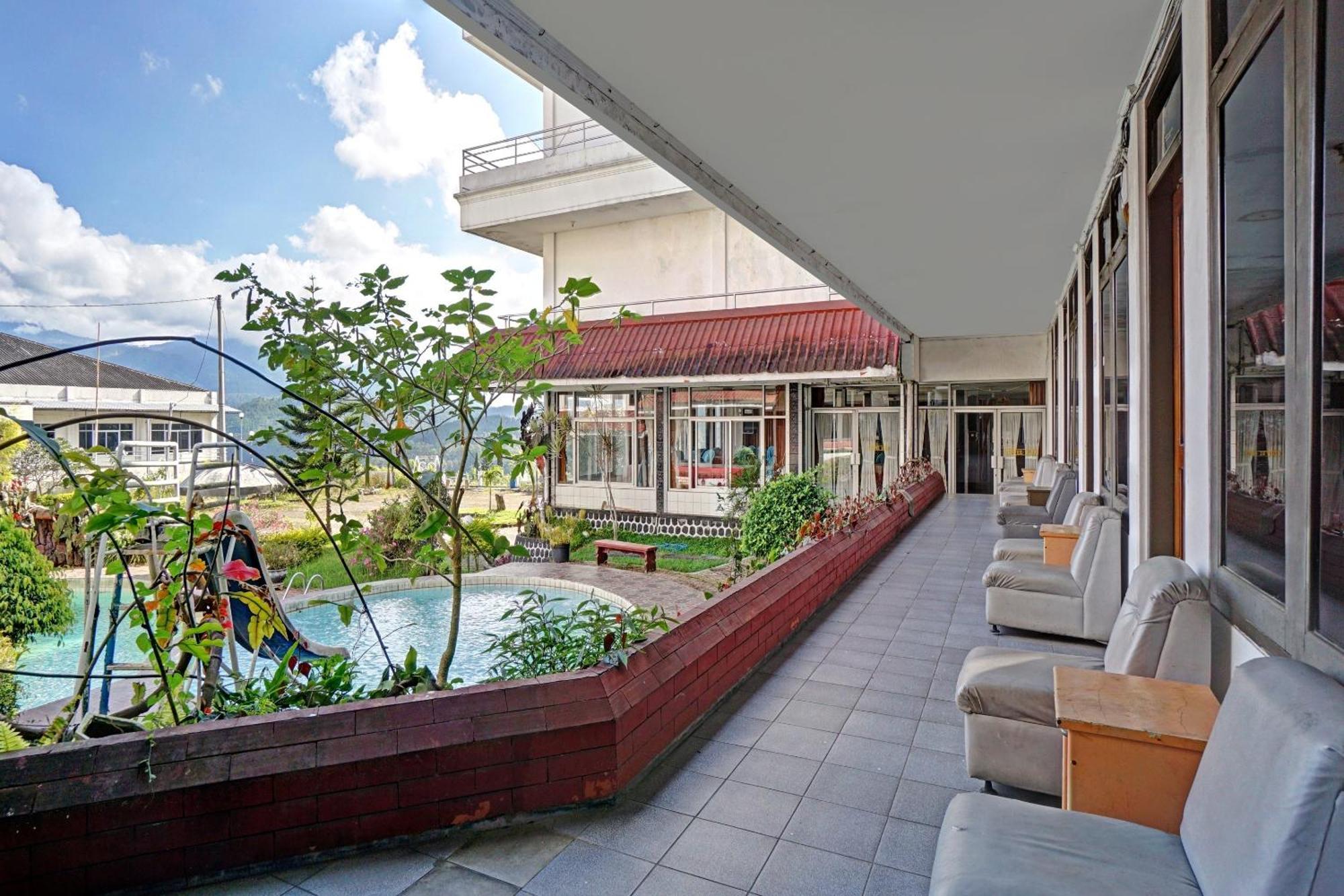 Oyo 90028 Hotel Victory Batu  Exterior photo